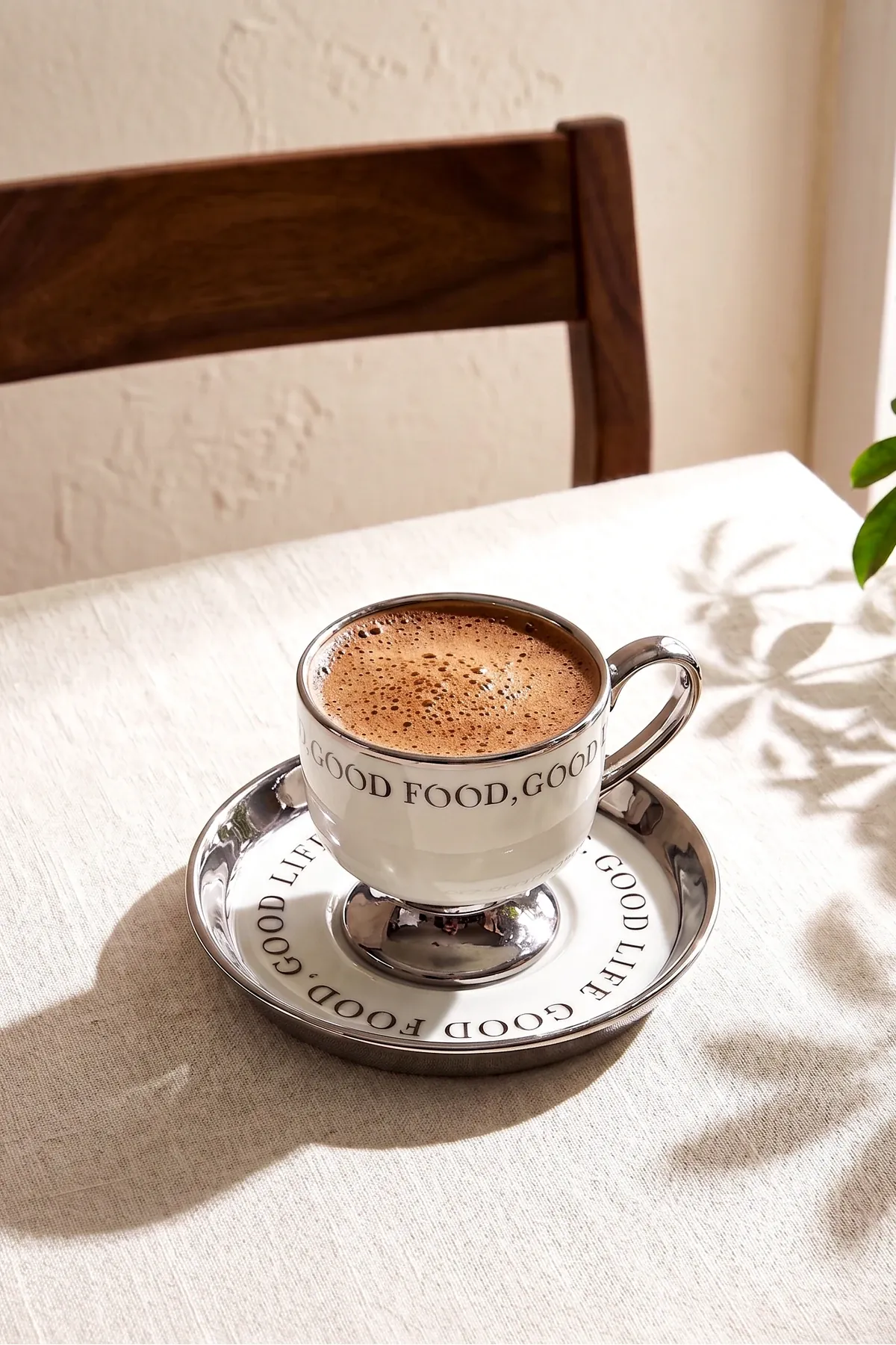 Motto Porselen Ayaklı 12 Parça 6 Kişilik Kahve Fincanı Seti · 2. fotoğraf